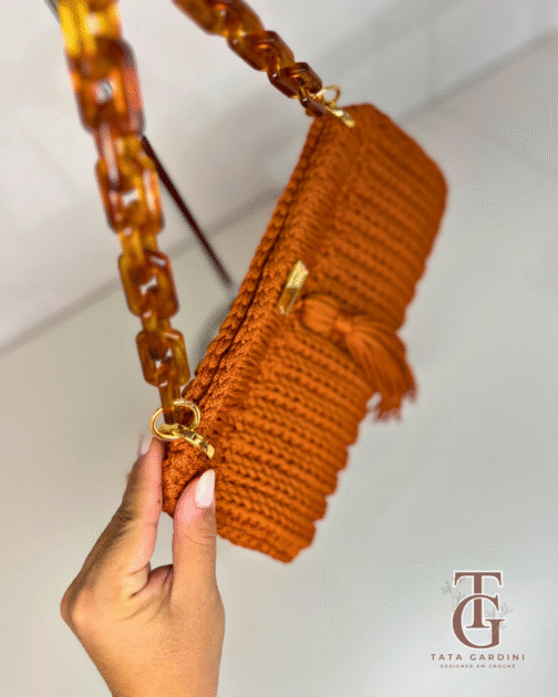 Bolsa Lolla de Crochê com Alça Acrílica - Image 3
